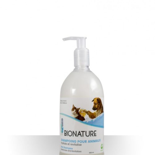 BIO NATURE - Pet shampoo, no tears formula, wild berry scent