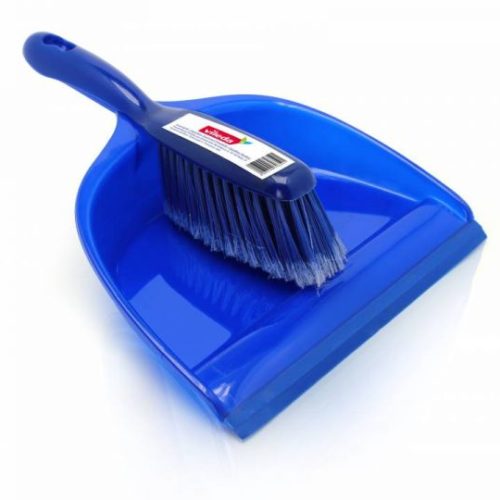 Plastic dust pan with brush